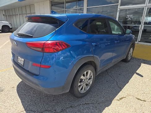 Used 2019 Hyundai Tucson SE w/ Cargo Package FWD image 3