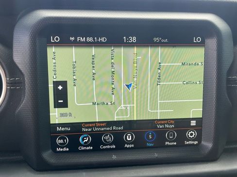 Used 2022 Jeep Wrangler Unlimited Sahara w/ Cold Weather Group image 12