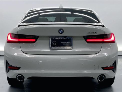 Used 2021 BMW 330i Sedan w/ Convenience Package image 3