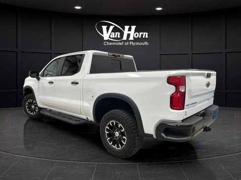 Used 2024 Chevrolet Silverado 1500 ZR2 w/ Technology Package AWD/4WD image 5