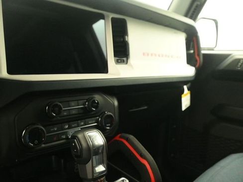 New 2026 Ford Bronco Heritage Edition image 13