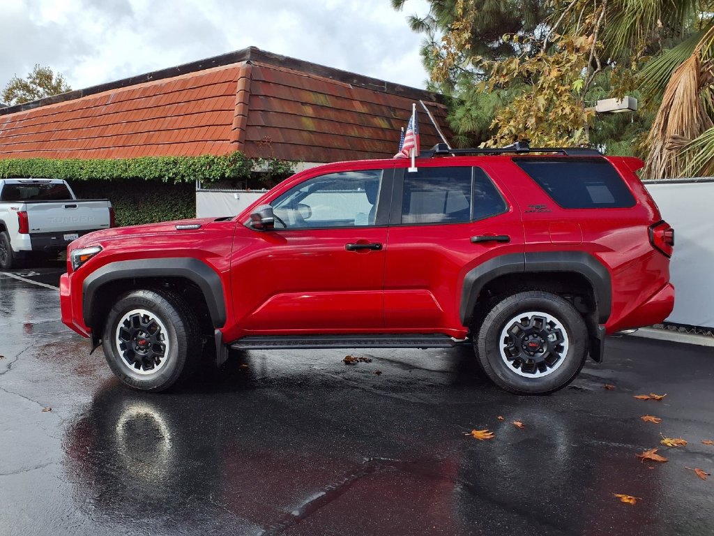 Certified 2026 Toyota 4Runner TRD Off-Road Premium AWD/4WD image 3