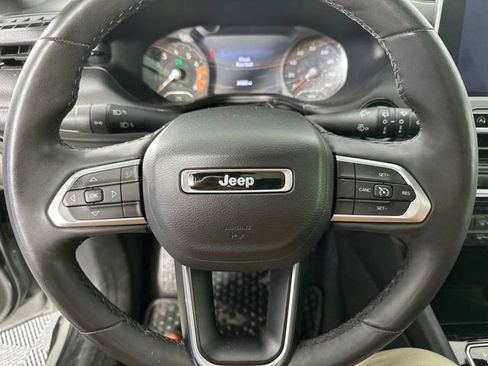 Used 2023 Jeep Compass Altitude w/ Sun and Sound Group image 20