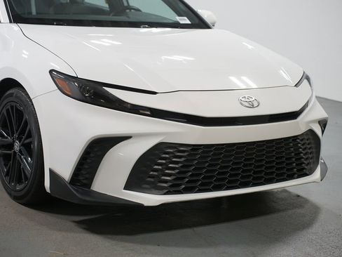 Certified 2025 Toyota Camry SE image 4