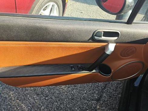 Used 2007 MAZDA MX-5 Miata Grand Touring w/ Appearance Pkg image 4