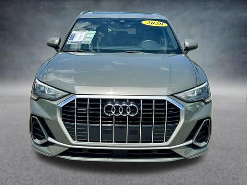 Used 2020 Audi Q3 2.0T Premium w/ Convenience Package AWD/4WD image 2