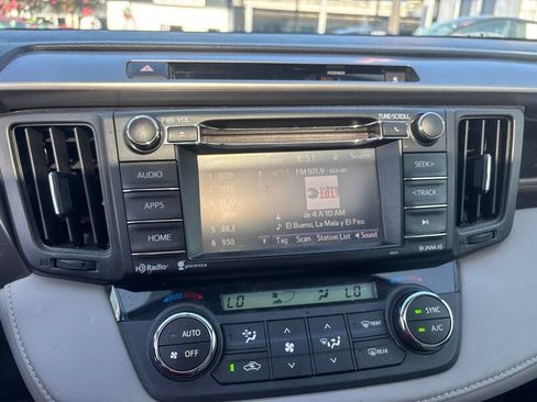 Used 2016 Toyota RAV4 XLE FWD image 17