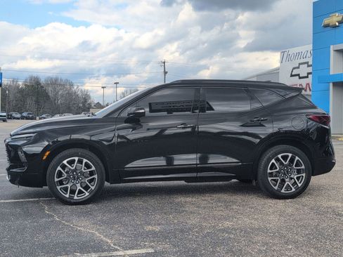 Used 2024 Chevrolet Blazer RS w/ Driver Confidence II Package image 2