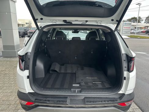 Used 2023 Hyundai Tucson Limited image 7