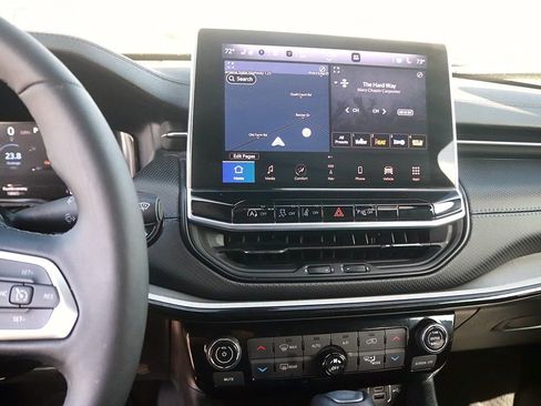 Used 2025 Jeep Compass Limited w/ High Altitude Package image 21