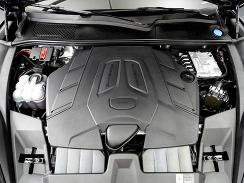 New 2026 Porsche Cayenne Coupe AWD/4WD image 27