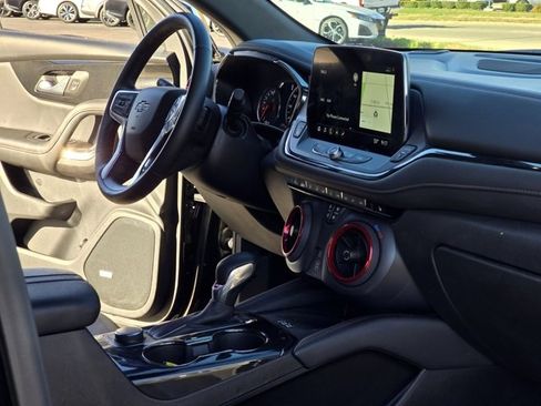 Used 2025 Chevrolet Blazer RS image 28