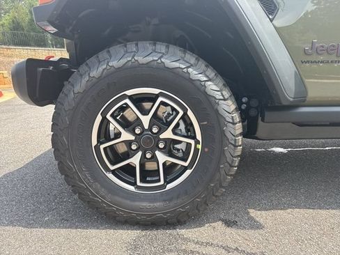 New 2026 Jeep Wrangler Unlimited Rubicon AWD/4WD image 11