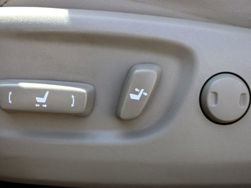 Used 2014 Toyota 4Runner SR5 Premium AWD/4WD image 22