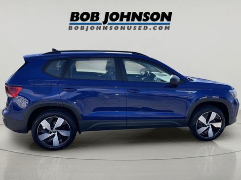 Used 2023 Volkswagen Taos S AWD/4WD image 2