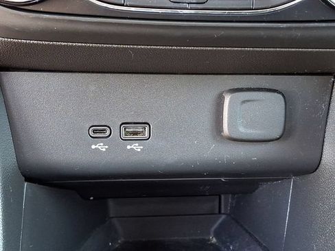 Used 2024 Buick Encore GX Preferred w/ Comfort Package AWD/4WD image 25