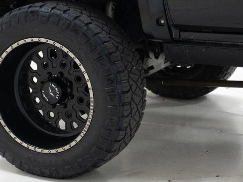 Used 2016 GMC Sierra 2500 Denali w/ Duramax Plus Package AWD/4WD image 78