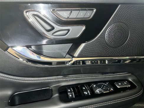 Certified 2025 Lincoln Corsair AWD w/ Equipment Group 101A image 14