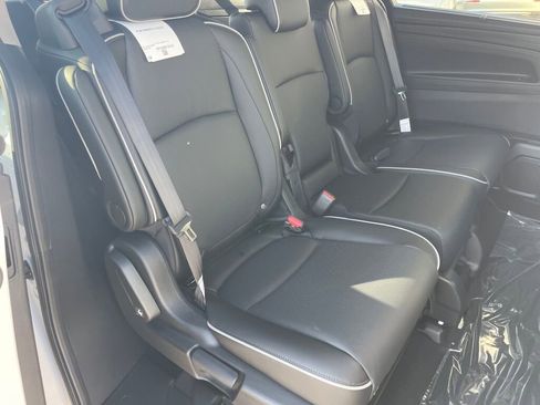 New 2026 Honda Odyssey Elite image 16