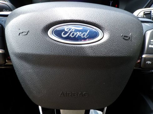 Used 2023 Ford Escape Active w/ Tech Pack #1 AWD/4WD image 30