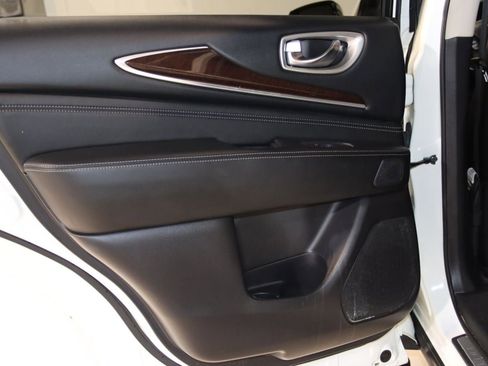 Used 2017 INFINITI QX60 Luxe image 50