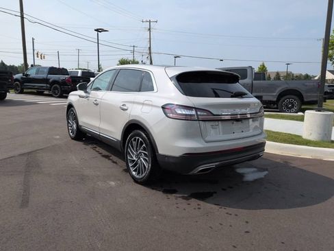 Used 2020 Lincoln Nautilus Reserve w/ Equipment Group 201A AWD/4WD image 3