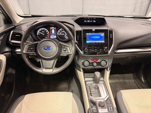 Used 2023 Subaru Forester Premium AWD/4WD image 11