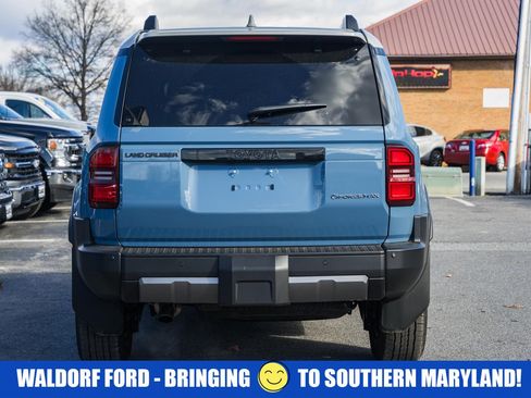 Used 2025 Toyota Land Cruiser image 5