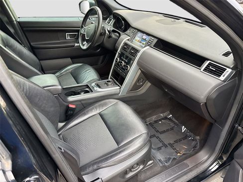 Used 2018 Land Rover Discovery Sport SE AWD/4WD image 27