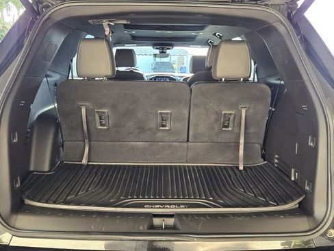 Used 2023 Chevrolet Traverse Premier w/ Redline Edition image 10
