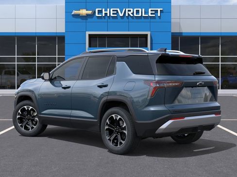 New 2026 Chevrolet Equinox LT FWD image 3