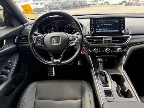 Used 2019 Honda Accord Sport image 10