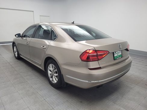 Used 2016 Volkswagen Passat 1.8T S FWD image 5