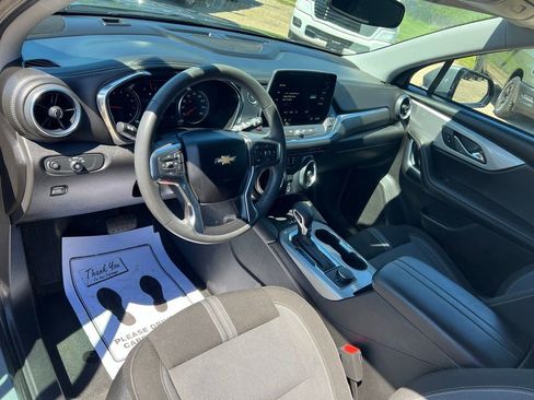 Used 2024 Chevrolet Blazer LT w/ Convenience Package FWD image 23
