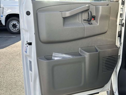 New 2025 Chevrolet Express 3500 w/ Power Convenience Package image 18