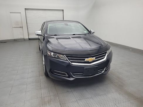 Used 2018 Chevrolet Impala Premier w/ Premier Convenience Package FWD image 14