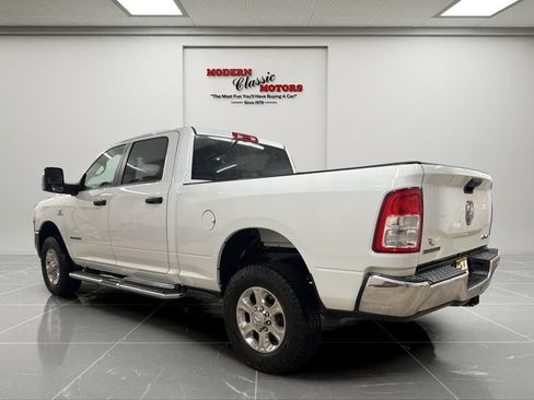 Used 2024 RAM 2500 Big Horn AWD/4WD image 3