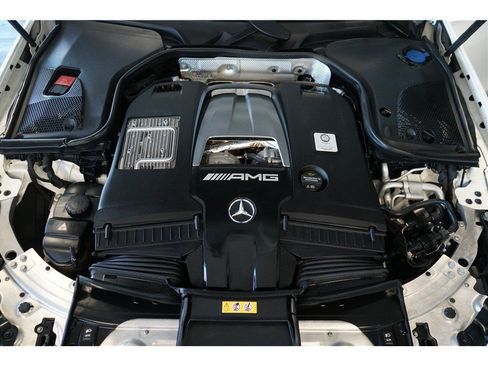 Used 2018 Mercedes-Benz E 63 AMG S w/ AMG Advanced Lighting Package image 10