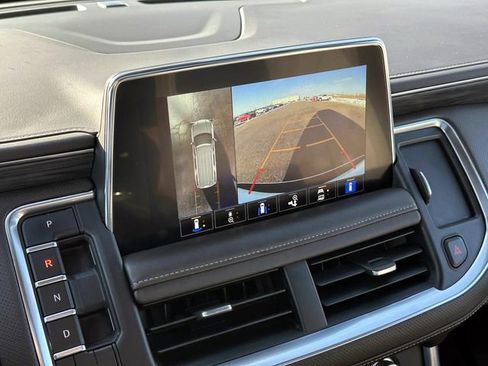 Used 2022 GMC Yukon SLT w/ SLT Premium Package image 28