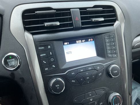 Used 2020 Ford Fusion S image 11