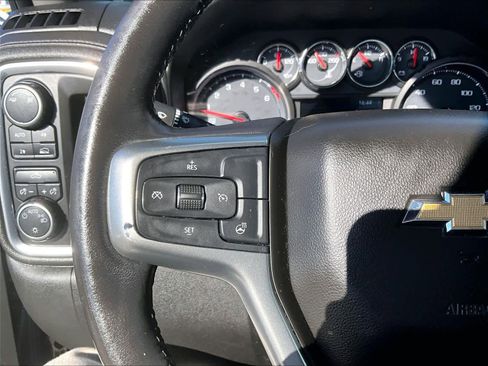 Used 2019 Chevrolet Silverado 1500 LT w/ All-Star Edition image 22