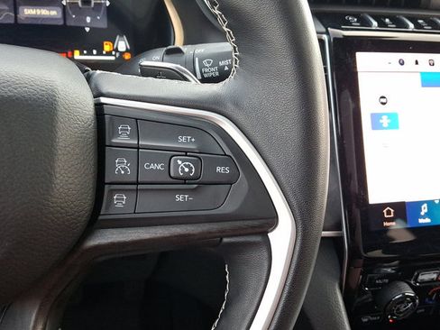 Used 2022 Jeep Grand Cherokee Limited AWD/4WD image 24