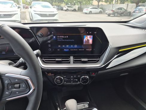 Used 2026 Chevrolet Trax ACTIV w/ Driver Confidence Package FWD image 26