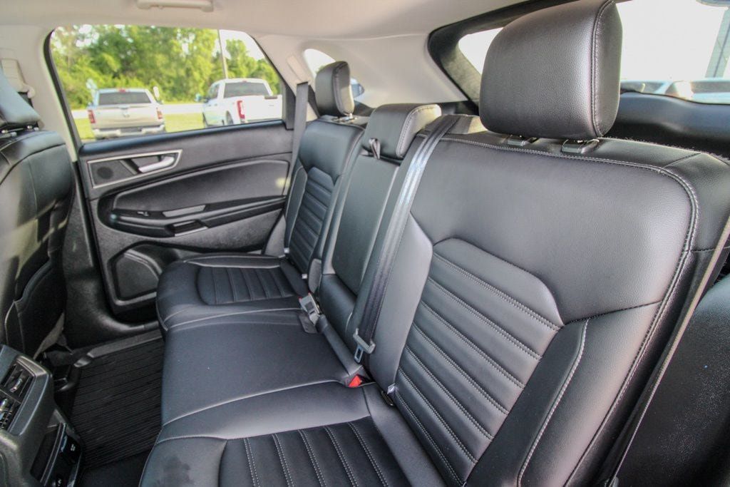 Used 2024 Ford Edge SEL w/ Convenience Package AWD/4WD image 9