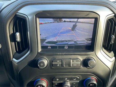 Used 2021 Chevrolet Silverado 1500 LT Trail Boss w/ Convenience Package II image 22