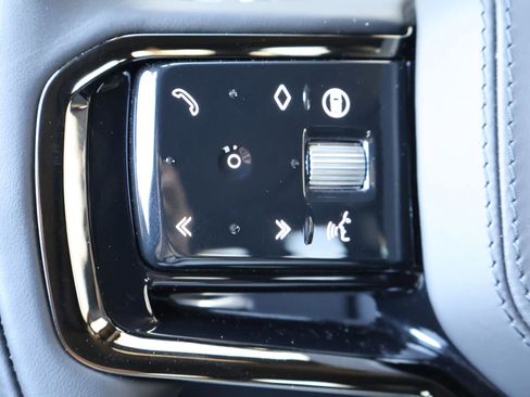 Certified 2024 Land Rover Range Rover Sport Dynamic SE image 16