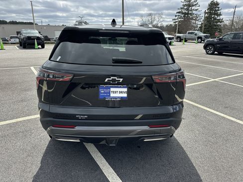 Certified 2026 Chevrolet Equinox ACTIV image 7