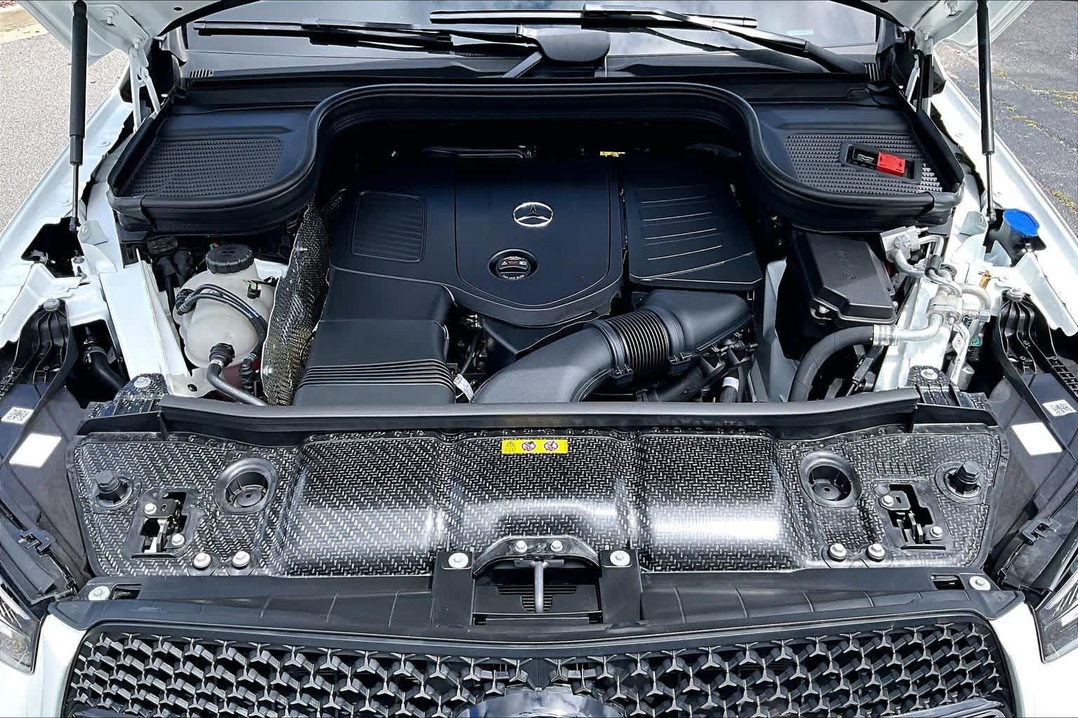 Certified 2025 Mercedes-Benz GLE 450e 4MATIC image 32
