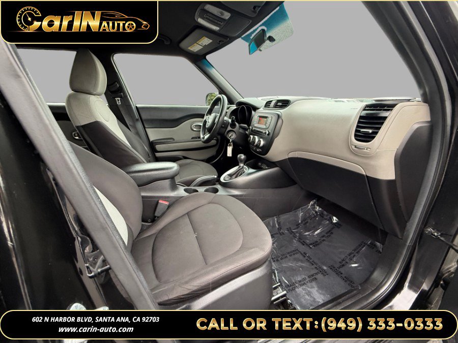 Used 2015 Kia Soul FWD image 11