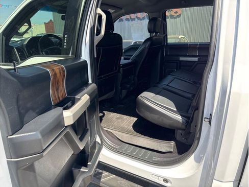 Used 2018 Ford F150 Lariat AWD/4WD image 6